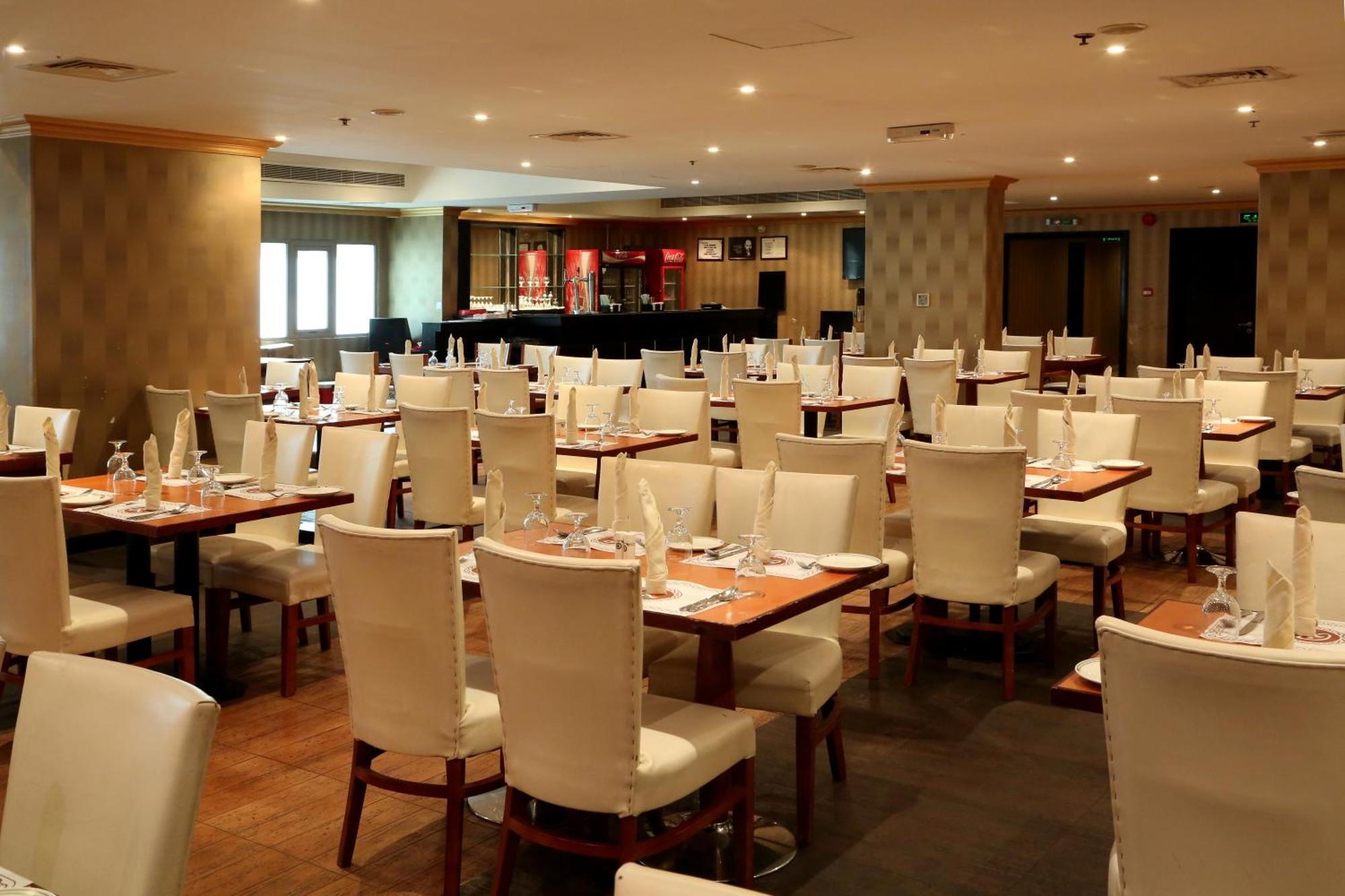 מנאמה Monroe Hotel & Suites מראה חיצוני תמונה