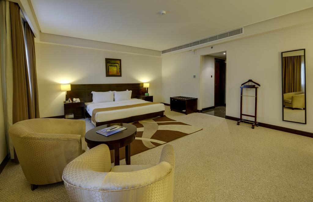 מנאמה Monroe Hotel & Suites מראה חיצוני תמונה
