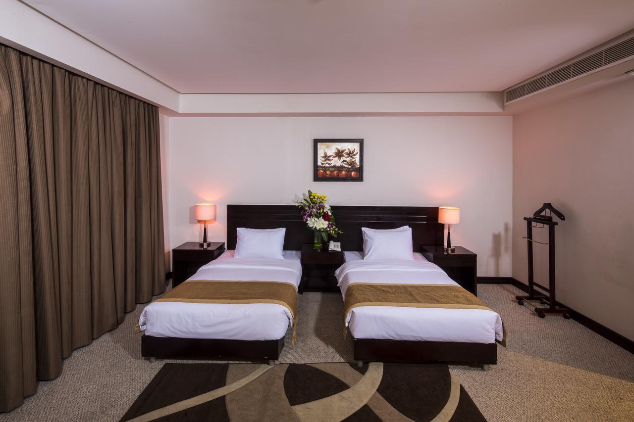 מנאמה Monroe Hotel & Suites מראה חיצוני תמונה